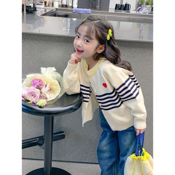 女童秋裝2026新款兒童針織衫多巴胺上衣洋氣女孩秋季外套針織開衫