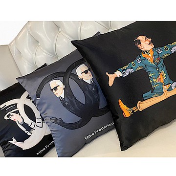 Mike Frederiqo 限量款雙面抱枕(黑色/灰色)