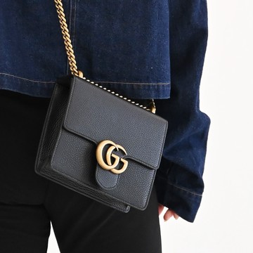 GUCCI 779790 Marmont 金屬GG LOGO翻蓋肩背/斜背鍊包.黑