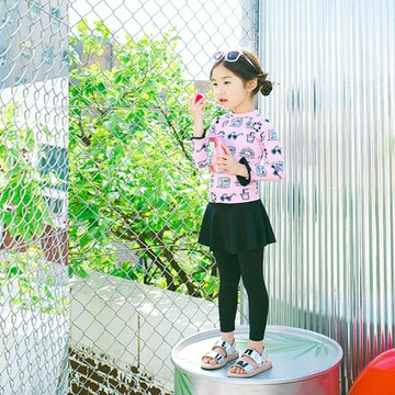 Biki比基尼妮泳衣，果汁長袖泳衣兒童泳衣小朋友(M-4XL)