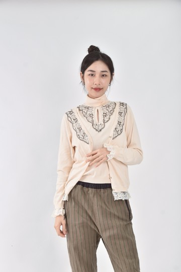 (M) zelda秋冬兩件式串珠杏色長袖上衣