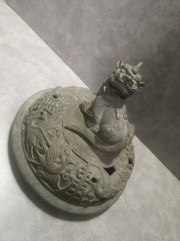 日本回流銅器香爐蓋子香薰爐蓋子擺飾大獸鈕香爐蓋子，挺大的，尺