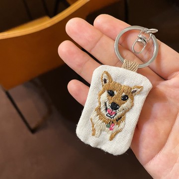 客製刺繡吊飾 寵物刺繡 手工刺繡 手作禮物 客製禮物 柴犬吊飾