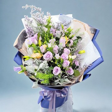鮮花花束 (紫玫瑰18支、BB草等) GF00287