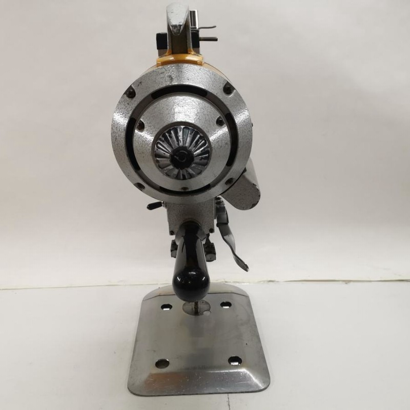 動作品 km CUTTING ELECTRIC CLOTH MACHINE KS-AU 100V クロス