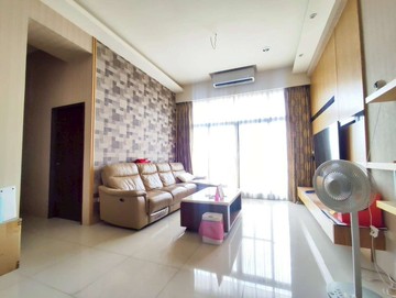 R3小港捷運｜自然光景觀三房平車｜雙陽台雙衛開窗｜高雄市小港區中鋼路