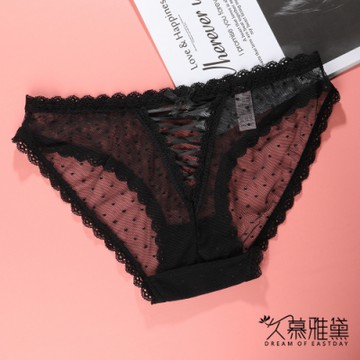 內褲  純情夜巴黎 ‧ 蕾絲精品高質感小褲。黑色 久慕雅黛