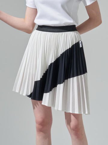 Unbalanced Pleated Mesh Skirt [Beige]