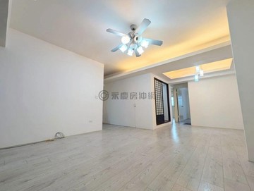 三木凱撒比BMW X6還便宜住在財庫上｜台中市北屯區文心路四段
