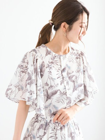 優雅植物印花喇叭袖造型襯衫(FC46L0A1780) - Te chichi