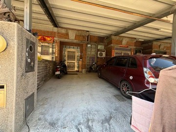 四品牌獨家竹山南雲交流道前院車庫透天別墅｜南投縣竹山鎮民生巷