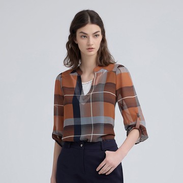 ILEY伊蕾 格紋彩條七分袖雪紡上衣(卡其；M-3L)