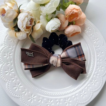 燙金點點格紋蝴蝶結絨布髮圈大腸圈-深咖啡色