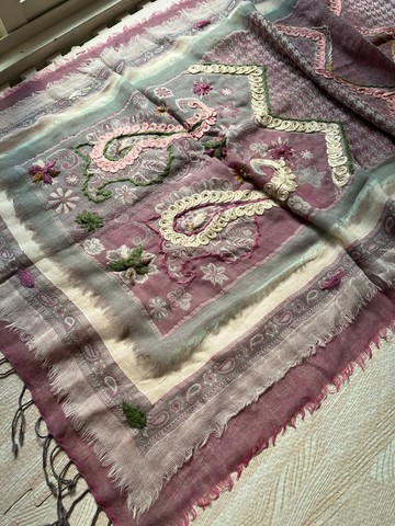 喜迎瑤 尼泊爾 克什米爾 水煮羊毛 手工 刺繡 立體 披肩 圍巾