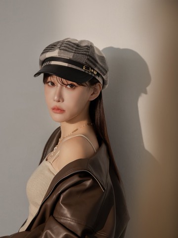 行李已過期。MUCHAT手作星星格紋皮革報童帽