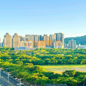 美術館學區宅高樓景觀大四房平車｜高雄市鼓山區美術東七街