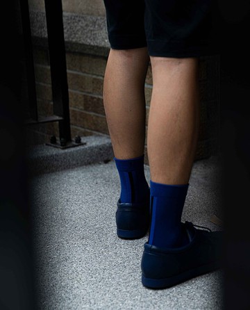 STREETWEAR-純棉中筒襪(綻藍底)