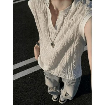 鏤空網眼V領針織背心男夏季設計感運動無袖T恤高級感痞帥坎肩汗衫