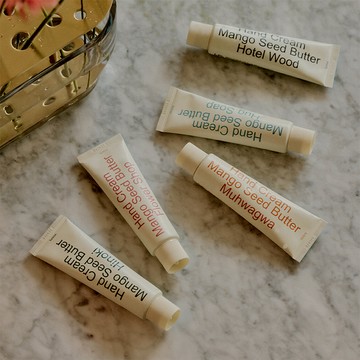 韓國 Hetras 保濕香氛護手霜 木質麝香