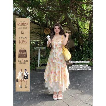安妮不火度假風蕾絲拼接碎花裙女2025春夏新款微胖大碼荷葉邊長裙