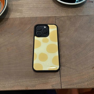 奶黃波點適用于iPhone17promax滴膠手機殼蘋果16promax保護套15pr