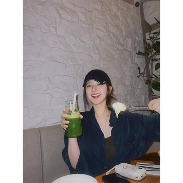 趙露思同款黑色天絲牛仔襯衫女春秋復古港風上衣防曬襯衣薄外套冬