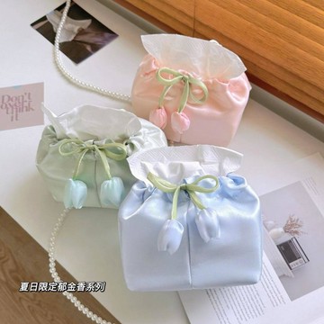 🍃高雄出貨🌸鬱金香花朵紙巾盒 可愛抽紙收納 紙巾袋 抽纸纸巾收纳包 家用车载收纳包 車內收納 小物件收納包 精緻韓系收納
