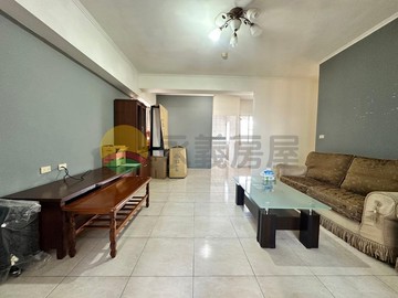 演藝廳特區輕屋齡3+1房平車║室內超過28坪｜屏東縣屏東市和生路一段