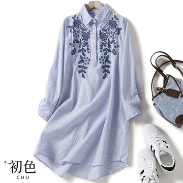 初色  刺繡襯衫領條紋T恤上衣-共2色-66488(M-2XL可選)