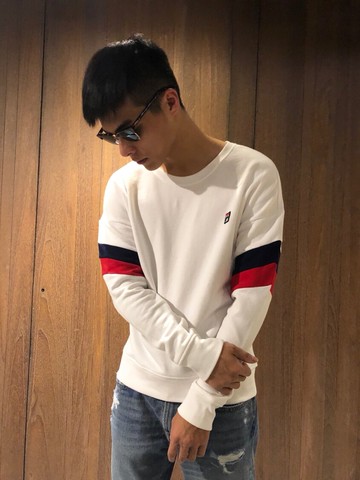 美國百分百【全新真品】FILA 長袖T恤 T-shirt 大學T 運動潮流復古 oversize潮人必備 兩色 J128