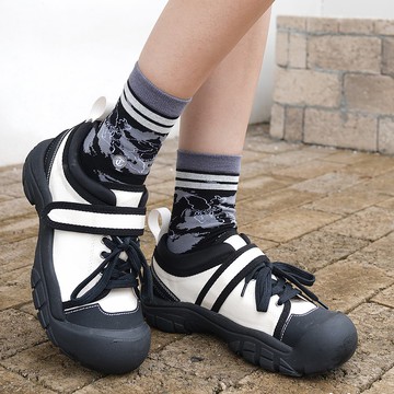 花花公子 中筒襪