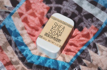 乳木果油肥皂，綠茶和桑（（SHEA黃油-142g綠茶和桑berry）