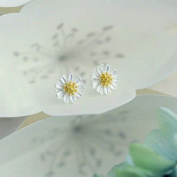 《現貨》香港正生純銀 小雛菊耳環 耳針 小雛菊項鍊 小花吊墜  手鍊 戒指 腳鍊 堅定 勇氣 正生小雛菊