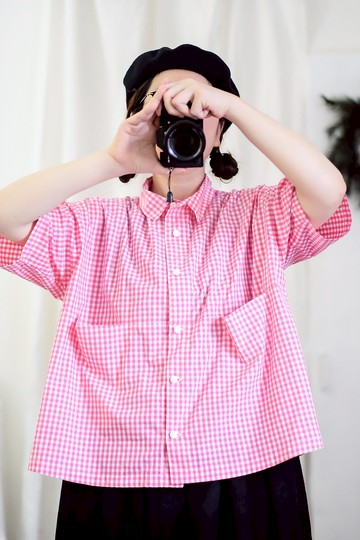 桃紅白細格 寬版短襯衫