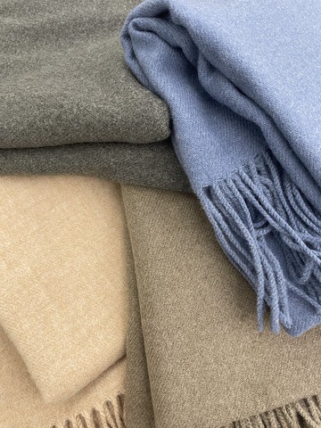 Flat 135 X 台灣設計師 羊毛圍巾 重量310g 專屬 客製化 六個顏色