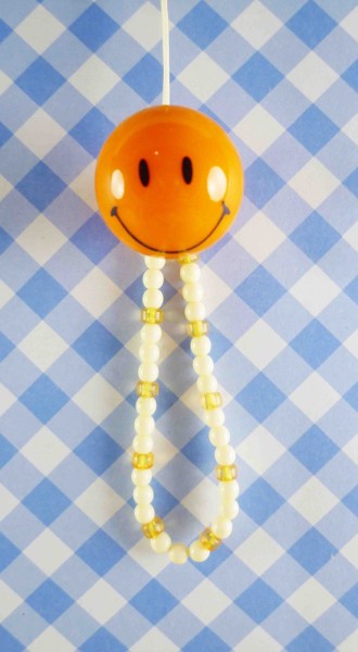 【震撼精品百貨】日本精品百貨-手機吊飾/鎖圈-微笑圖案系列-橘