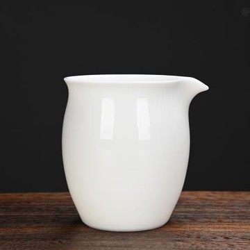 德化羊脂玉白瓷公道杯陶瓷功夫茶具茶空間大容量小撇口分茶器茶海