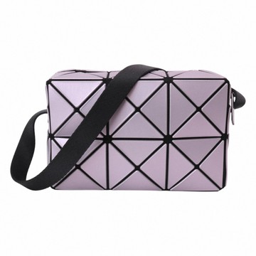 ISSEY MIYAKE  BAOBAO- 幾何皮質立方肩/斜背包(星光粉)mini