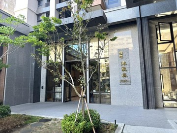 大寮中庄/捷運/沐氧森三房平面車位 63｜高雄市大寮區勝利街