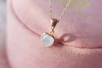 真正的藍色月光石吊墜項鍊，925銀，心形吊墜