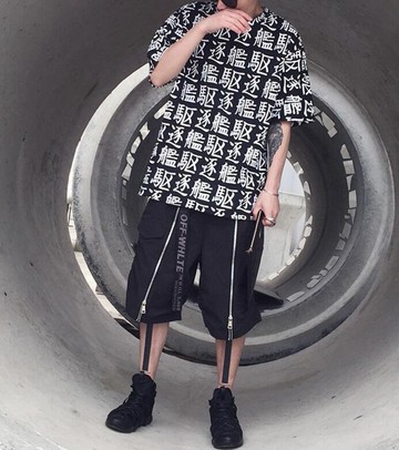 FINDSENSE 時尚潮流 男 日系 酷炫 驅逐印字 寬鬆 短袖T恤 圓領上衣短T 設計品牌短袖