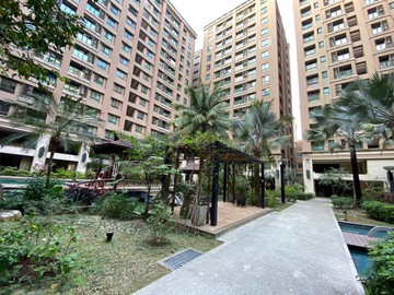 浪琴嶼高樓層三房平面大車位｜高雄市左營區城峰路