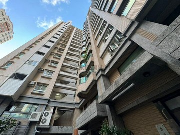 高鐵商圈★高樓小資大兩房★屋況佳｜高雄市左營區大中二路