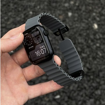 【台灣出貨】海洋磁吸折疊扣矽膠錶帶 Apple Watch 10 9 8 7 6 5 SE 蘋果錶帶 45mm 49mm