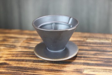 【送禮好物】快速版 迷宮咖啡濾杯 原礦塗層 單人用 台灣綠工藝