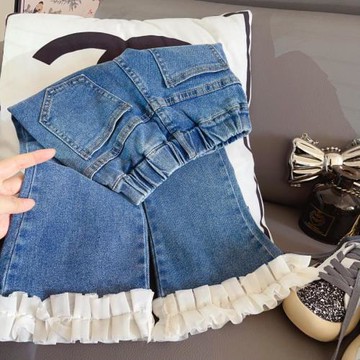 2025韓版女童牛仔褲春秋季新款女寶寶洋氣百搭時髦花邊休閑喇叭褲