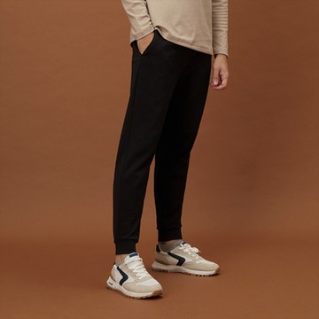 GIORDANO  男裝G-MOTION抽繩束口褲 - 39 標誌黑