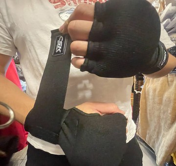 ~廣隆~CSK懶人快速纏手帶 凝膠手套 半指拳套 護手布 拳鋒 護拳鋒 拳擊 護手套 格鬥 散打 泰拳 護具 搏擊 拳鋒套 健身運動