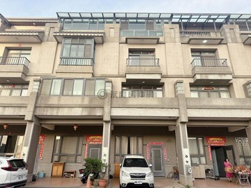 德鑫藏龍｜臨15米路｜沙鹿核心地段面寬五米透天｜台中市沙鹿區星河路