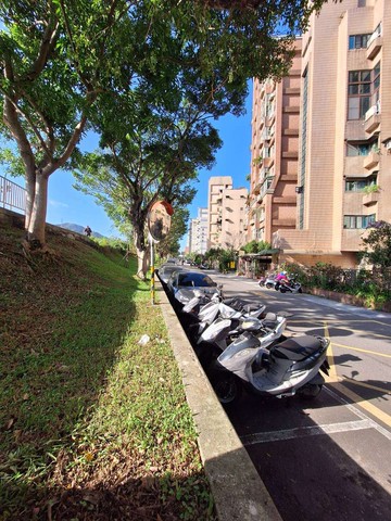 中信興隆政大水岸.觀心觀景.禪意山水居｜台北市文山區木新路二段